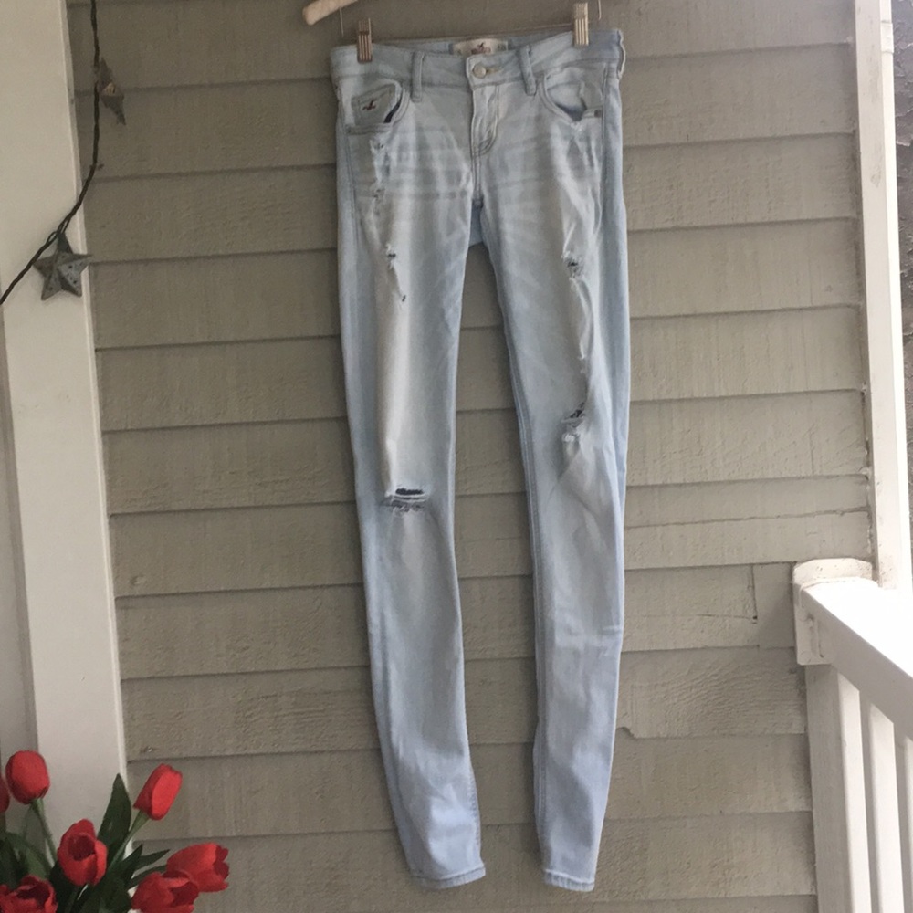 Hollister light wash distressed Jeggings